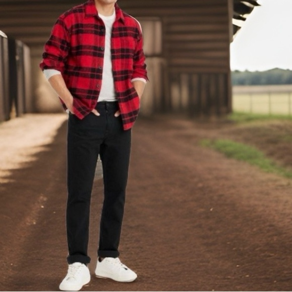 Flannel Button-Down Shirt - Lg - Picture 3 of 12